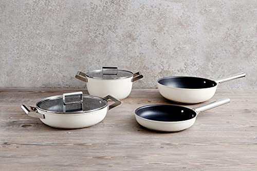 Smeg, Wok Antiaderente CKFW3001CRM, Diametro 30 cm, Manico Ergonomico in Acciaio Inossidabile, Per Tutti i Piani Cottura, Fino a 250° in Forno, Capacità 5,3L, Panna