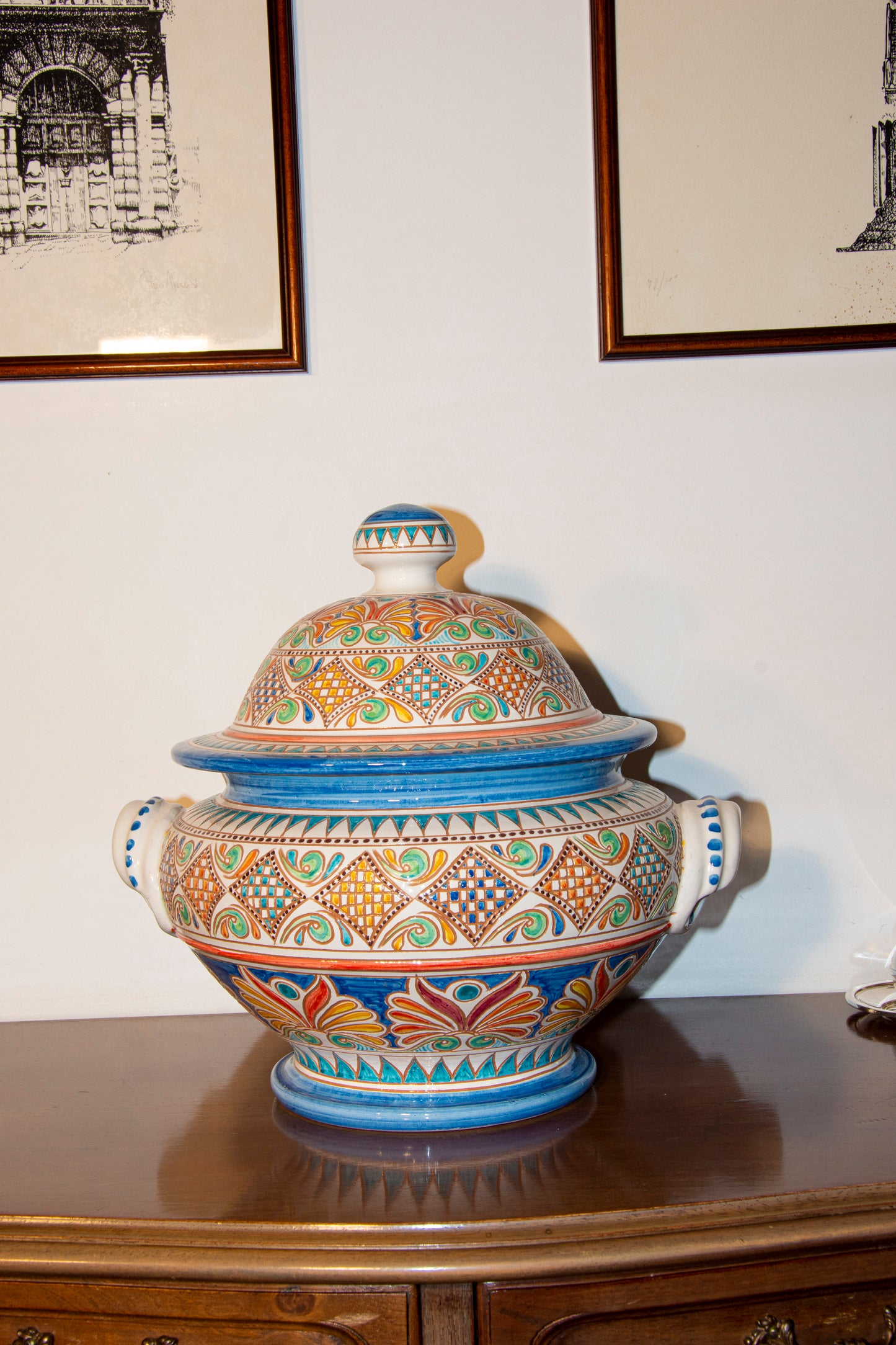 Zuppiera in ceramica pezzo unico