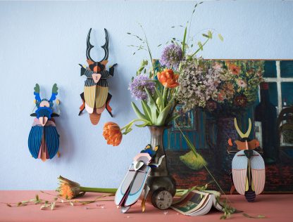 Giant Stag Beetle Studio Roof ecosostenibile